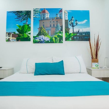 Almaviva Casa Hotel Medellín Eksteriør billede